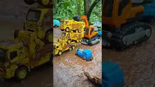 I'm The Number One Engine | Thomas crashes into a bad truck #toys #jcb #xcavator #fyp