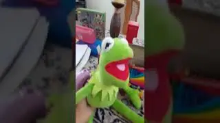 Kermit's insane art