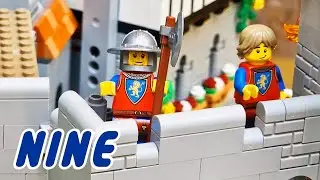 LEGO Lion Knights' Castle (10305) - cabinet displays