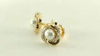 The Ombre Pearl Earrings by VVS Jewelry Store in 18kt Yellow Gold