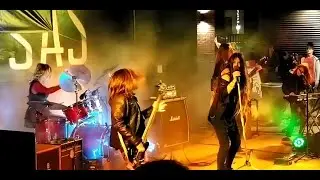 ENTER SANDMAN - LILIAC LIVE AT CHICKEN AND PICKLE, WICHITA KANSAS 9-18-2019  Note: uploaded 7-8-2021
