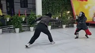 Katana vs Smallsword, sparring against a high level Olympic fencer