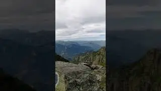 🇨🇭 Centovalli - Downhill from Gridone #switzerland #ticino #centovalli #hiking #trail &hearts;️🤍&hearts;️