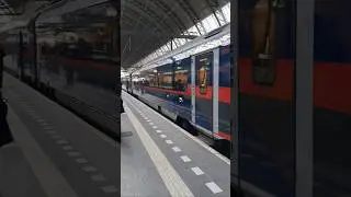 Nieuwe Nightjet met stuurstand er tussen!!??? #nightjet #Vectrain #ikweetnietwat