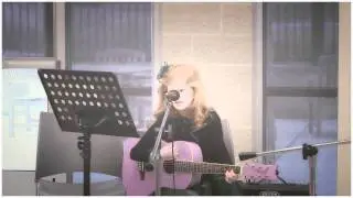 Taralyn Eschberger ll Preforming ( Merry Christmas 2011 )