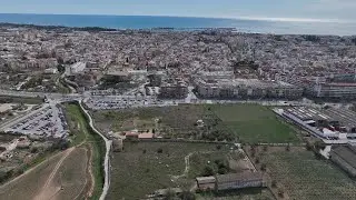 Ajuntament de Vilanova i Incas&ograve;l pacten un nou conveni per protegir Platja Llarga