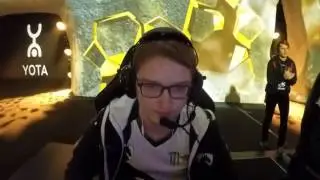 Matumbaman's reaction after getting ganked by EG, but got a triple kill