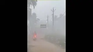 Fog covers in Odisha's Puri, causing low visibility across the city