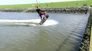 JN-Kites Spiel im Priel