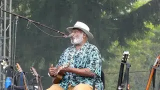 Taj Mahal - Stagger Lee - Seattle's Zoo Tunes Aug 2019