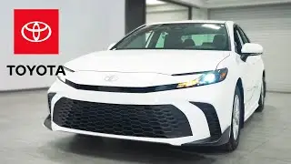 2025 Toyota Camry SE : Your BEST Midsize Sedan Choice!