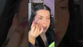 trying the new @benefitcosmetics goof proof eyebrow powder (: #eyebrowtutorial #newmakeup