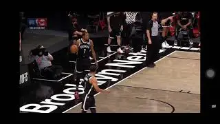 Kevin Durant hits backboard LOL