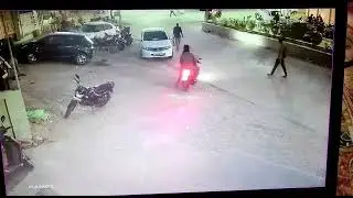 ##live chain snatching # at ##KashiViswanath Temple ##Mehsana##