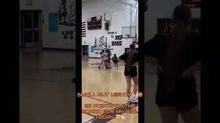 Girl hustling hard on the court #basketbal #gettingitdone #girlsbasketball