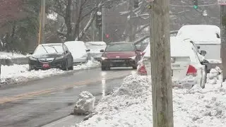 Mechanic explains how to make your car ready in case of an emergency in snow storm
