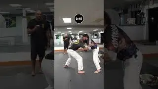 КУЛЬТУРИСТ ПРОТИВ ЧЕРНОГО ПОЯСА ПО ДЖИУ-ДЖИТСУ!