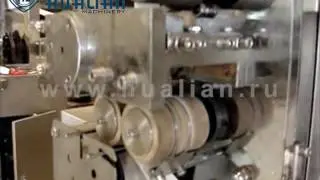 Автомат для упаковки влажных салфеток DXDB-200