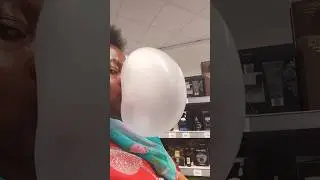 MASSIVE BUBBLEGUM BALLOONS 🎈 &hearts;️ #asmrtriggers #asmrsounds #bubblegum #bubbleballoon #👍😊