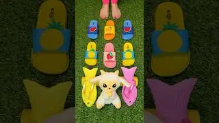 Super cool cute sheep sandals 🥹🐑 tropical slippers 🌴🍉 #trending #viralvideo #slippers