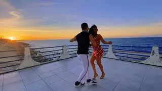 Oliver Smith e Luana Fernandes dan&ccedil;ando Forr&oacute; Estilizado