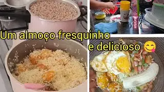 Fiz um almoço delicioso 😋 // arrozinho com pequi 😋.