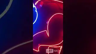 Искусство из стеклянного неона от студии Арт Хаос Горилла
