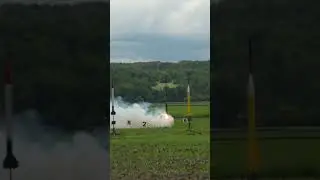 This is not the most ideal flight path 😬 Old motors are a pain sometimes. #oops #rocketry #fail