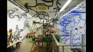 Gallerist talks about Paramodel
