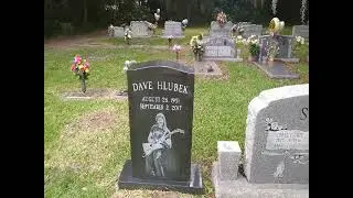 DAVE HLUBEK (Founder of Molly Hatchet) - Spend a Few Moments At His Grave Site - 13 May 2023