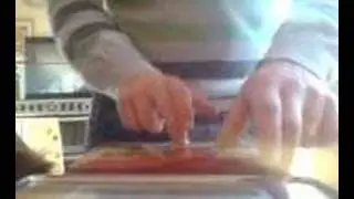 FINGER DRUMMER -  BISCUIT TINS