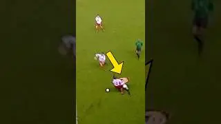Форлан играет без футболки?! 😆