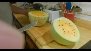 Missouri heirloom yellow flesh watermelon