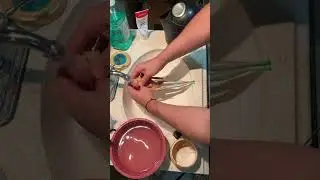 COMO RESTAURAR EL CABELLO MALTRATADO DE UNA MU&Ntilde;ECA, #shorts #jesusysusdolls #tutorial