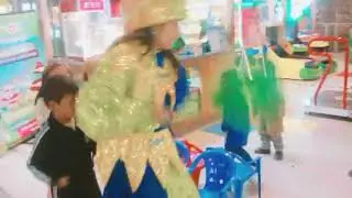 Camilita jugando en happiland