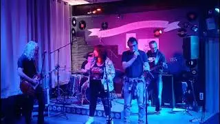Who Knew | Pink cover