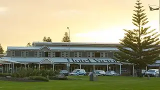 Hotel Victor, Victor Harbor, Australia
