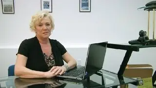 How to Get an Insurance Broker's License : Becoming an Insurance Broker