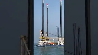 Jack up barge #drill #seafarer #cargo #engineering #vessel #jackup
