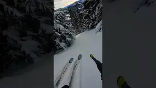 Finally some good snow found 🥳 #skiing #pow #skialp #skitouring #powder #mountains #skimo