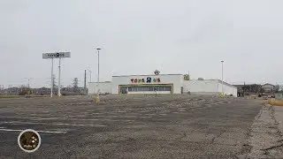 Abandoned Toys R Us Fort Worth (White Settlement), TX