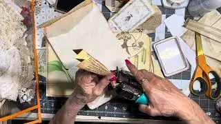 How to use Envelopes for pockets in never ending journal #junkjournalideas
