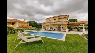 Moradia T4 no Condomínio Dolce Campo Real com Piscina e Golfe