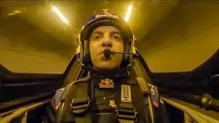 1 IN A MILLION! Plane Flying Through A Tunnel