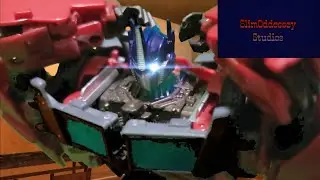 Optimus gets mentally traumatized (Transformers Stop Motion)