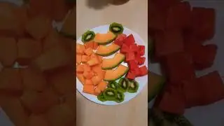 Platou fructe copii!