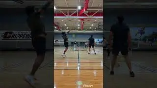 Happy Sunday Folks#badminton #shuttlesmash #shuttlesmash #yonex #usa #sports #badmintonshorts #viral