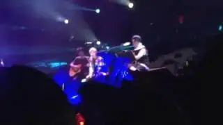 2016/7/16Bii畢書盡Catch your Double Eye演唱會我們在愛中漫步+我還想念你