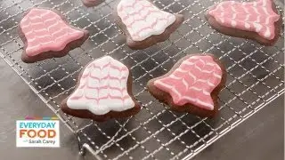 Christmas Gingerbread Bells | Holiday Recipes | Everyday Food with Sarah Carey