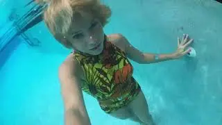 @trinamason & Dennis pool time trina Mason under water short hair super model stunt actress
